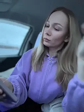 LavenderHot online show from 22, 12, 2025