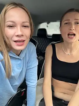 Snapshot of LavenderHot chatting on 8, 10, 2025 LavenderHot online show from 8, 10, 2025