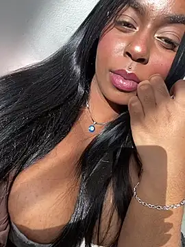 latinababyy online show from 15, 12, 2024
