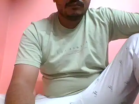 naughtymike0007 online show from 4, 2, 2026