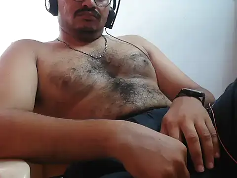 naughtymike0007 online show from 4, 4, 2026