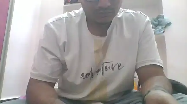 naughtymike0007 online show from 23, 2, 2025