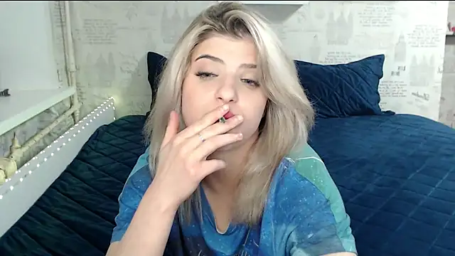 Snapshot of AleksandraFlores chatting on 2, 4, 2026 AleksandraFlores online show from 2, 4, 2026