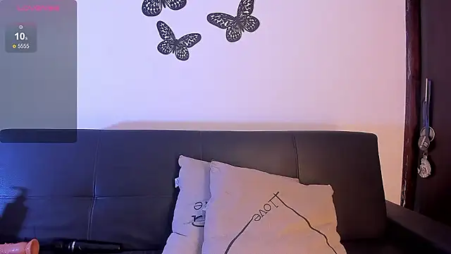 Snapshot of Miiel_rosa chatting on 7, 12, 2024 Miiel rosa online show from 7, 12, 2024