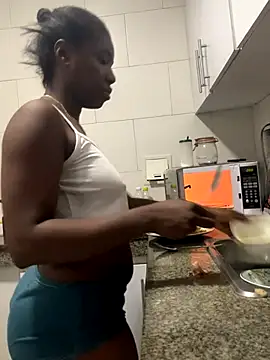 Alessiiaa  online show from 16, 10, 2025