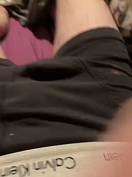 Straightlad95 online show from 27, 10, 2025