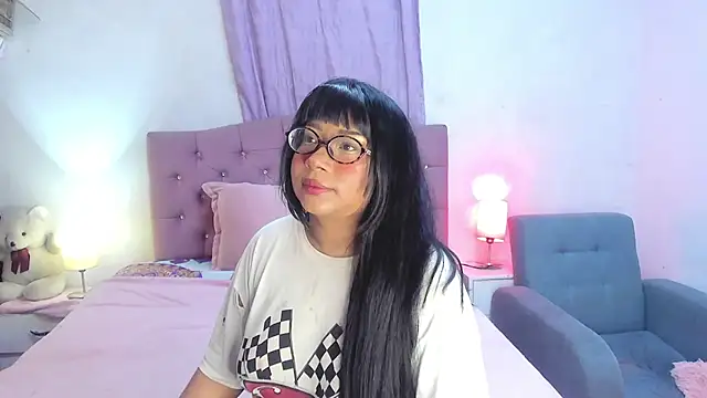 Snapshot of Latinabombsheell chatting on 26, 5, 2026 Latinabombsheell online show from 26, 5, 2026
