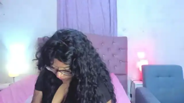 Snapshot of Latinabombsheell chatting on 11, 6, 2026 Latinabombsheell online show from 11, 6, 2026