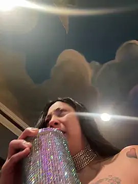 Gin4Cole online show from 1, 1, 2025