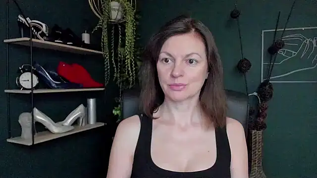 Snapshot of VivianWILD chatting on 18, 3, 2025 VivianWILD online show from 18, 3, 2025