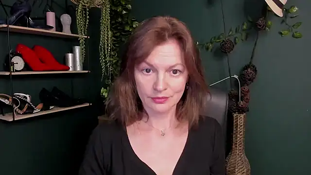 Snapshot of VivianWILD chatting on 10, 3, 2025 VivianWILD online show from 10, 3, 2025