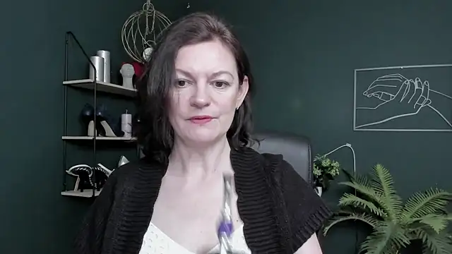 VivianWILD online show from 15, 5, 2026