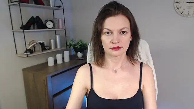 Snapshot of VivianWILD chatting on 14, 2, 2025 VivianWILD online show from 14, 2, 2025