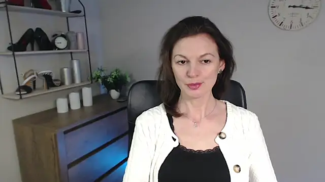 Snapshot of VivianWILD chatting on 7, 2, 2025 VivianWILD online show from 7, 2, 2025