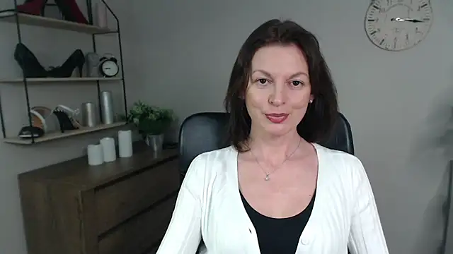 Snapshot of VivianWILD chatting on 28, 2, 2025 VivianWILD online show from 28, 2, 2025