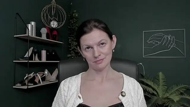 VivianWILD online show from 18, 12, 2025