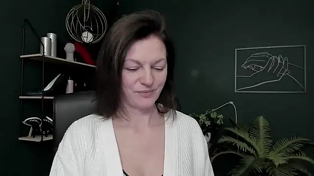 VivianWILD online show from 7, 2, 2026