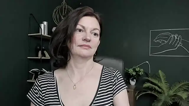 VivianWILD online show from 21, 5, 2026