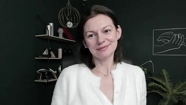 VivianWILD online show from 13, 4, 2026