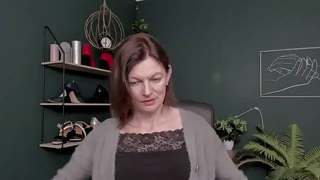 VivianWILD online show from 24, 11, 2025