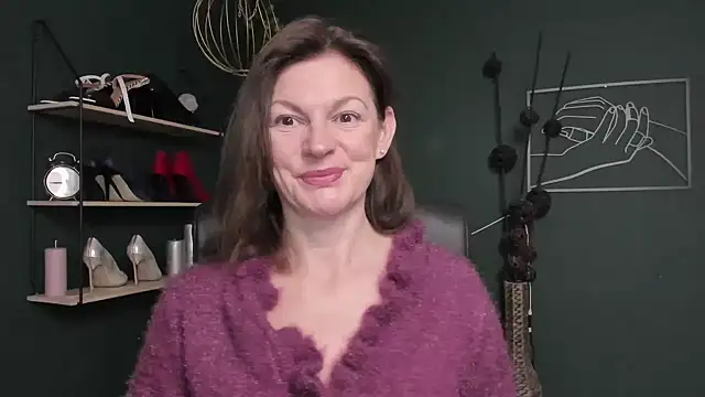 VivianWILD online show from 22, 10, 2025