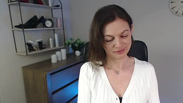 Snapshot of VivianWILD chatting on 25, 2, 2025 VivianWILD online show from 25, 2, 2025