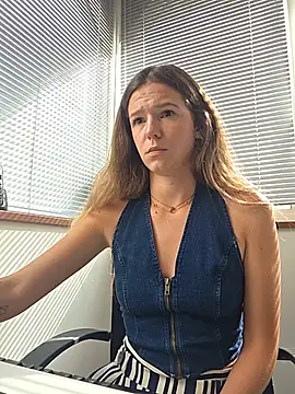 lucie mehott online show from 30, 6, 2026