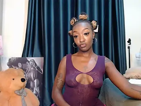 Snapshot of TeenieReeny chatting on 12, 3, 2026 TeenieReeny online show from 12, 3, 2026