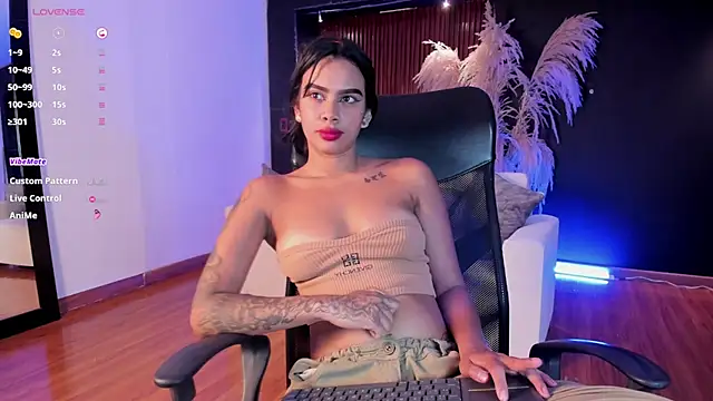 saracorraless online show from 13, 2, 2025