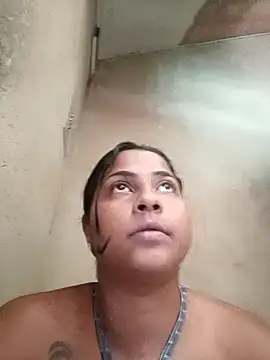 Giselabrunette25 online show from 28, 2, 2026