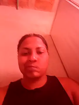 Giselabrunette25 online show from 4, 2, 2026