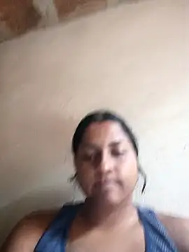 Giselabrunette25 online show from 10, 3, 2026