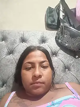 Giselabrunette25 online show from 27, 6, 2026