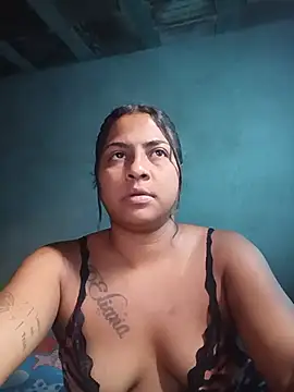 Giselabrunette25 online show from 9, 7, 2026