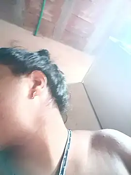 Giselabrunette25 online show from 10, 2, 2026