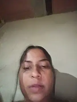 Giselabrunette25 online show from 22, 7, 2026