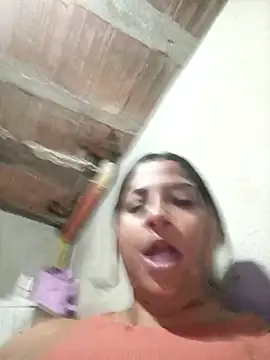 Giselabrunette25 online show from 27, 3, 2026