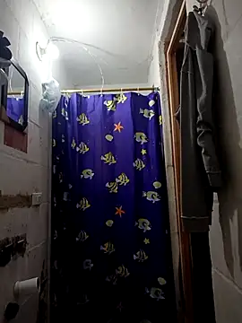 Giselabrunette25 online show from 28, 10, 2025