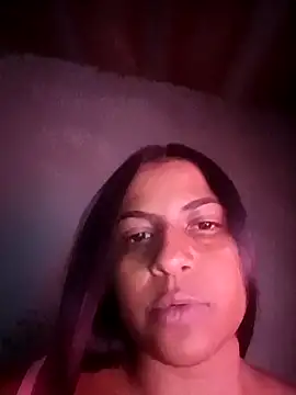 Snapshot of Giselabrunette25 chatting on 21, 3, 2025 Giselabrunette25 online show from 21, 3, 2025