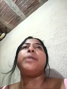 Giselabrunette25 online show from 18, 3, 2026