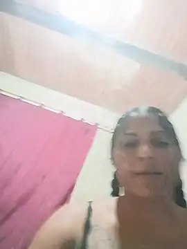 Giselabrunette25 online show from 2, 8, 2026
