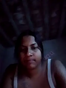 Snapshot of Giselabrunette25 chatting on 3, 10, 2025 Giselabrunette25 online show from 3, 10, 2025