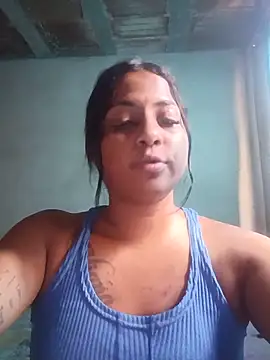 Giselabrunette25 online show from 17, 6, 2026