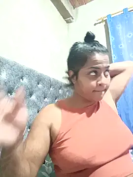 Giselabrunette25 online show from 11, 2, 2026