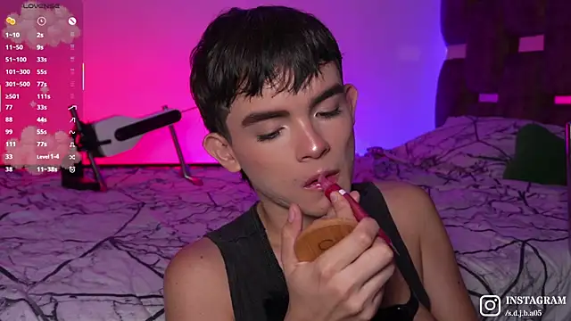 Angelo 018 online show from 18, 10, 2025