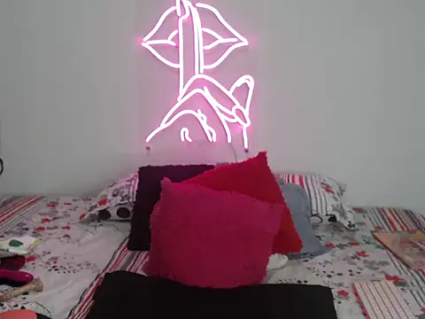 Rihana14 online show from 18, 10, 2025