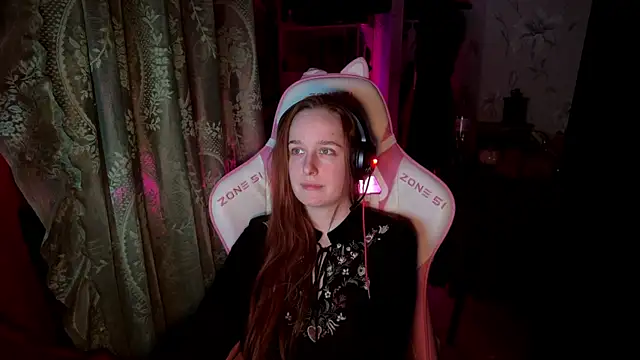 Snapshot of pearl_princess_ chatting on 28, 4, 2026 pearl princess online show from 28, 4, 2026