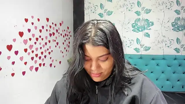LindaBreeS online show from 7, 3, 2025