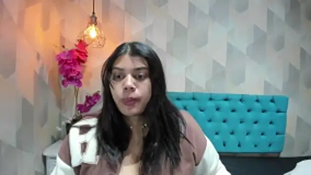 Snapshot of LindaBreeS chatting on 8, 3, 2026 LindaBreeS online show from 8, 3, 2026