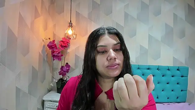 LindaBreeS online show from 19, 6, 2026